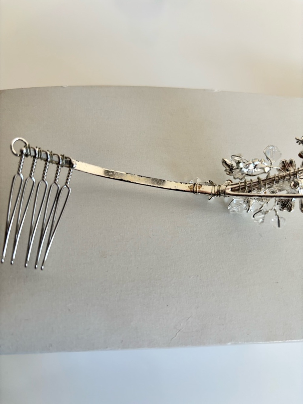 Beautiful Silver Crystal Wedding Headpiece Bridal Headband - Picture 8 of 11